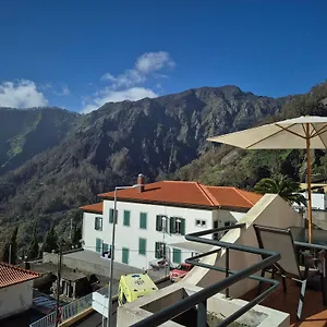 Hotel apartamentowy Valley Of Nuns, Curral Das Freiras
